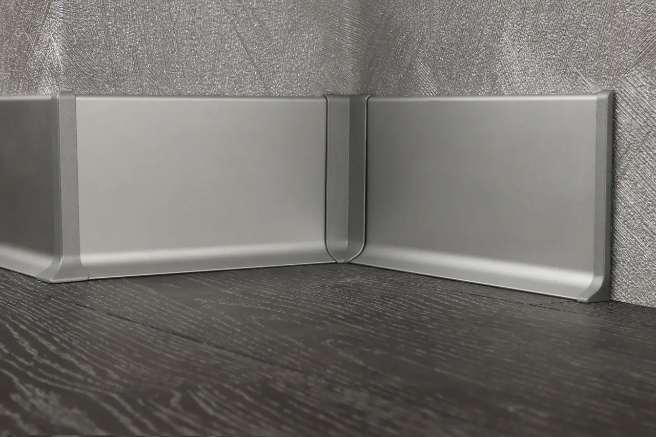 3577349738_w640_h640_3577349738 Плінтус алюміневий накладний BEST DEAL 3/80 - Зображення 1