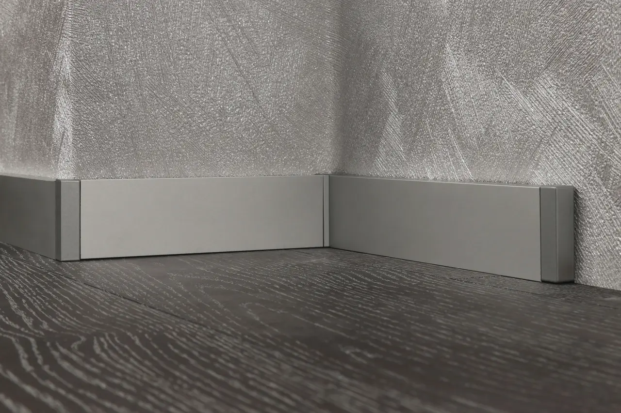 3577396341_w640_h640_3577396341 Алюміневий дизайнерський плінтус 1/40 - Зображення 1