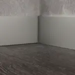 Алюміневий дизайнерський плінтус 1/80