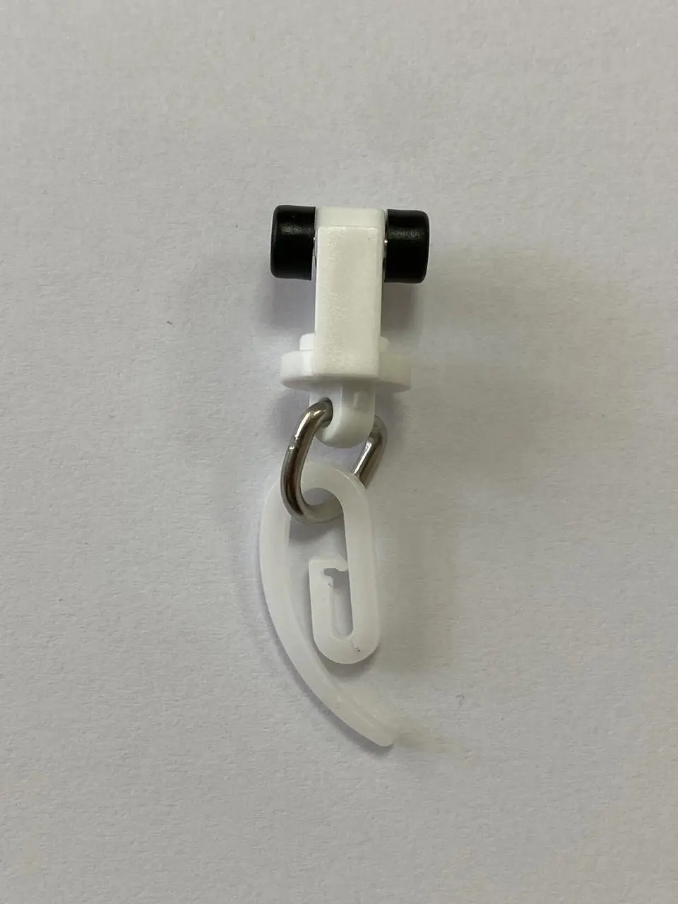 Швидкісний роликовий бігунок до однорядного карнизу прихованого монтажу 68х15х15 Білий - Зображення 1